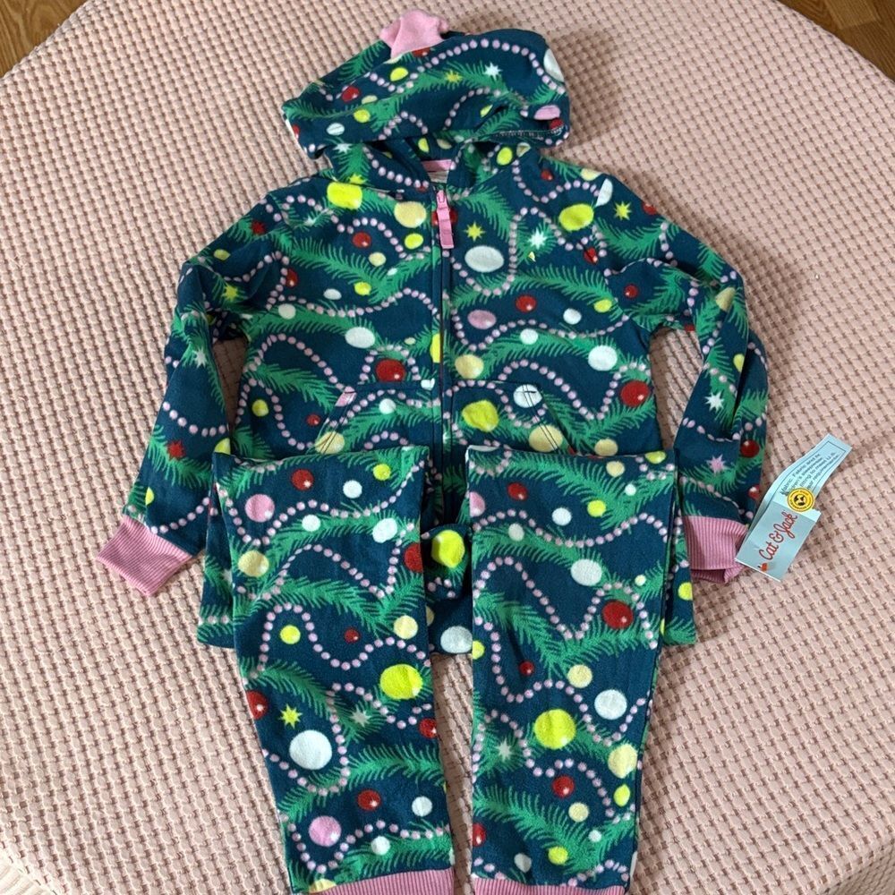 NWT Cat & Jack Colorful Christmas Tree one Piece Pajama Size 6/7